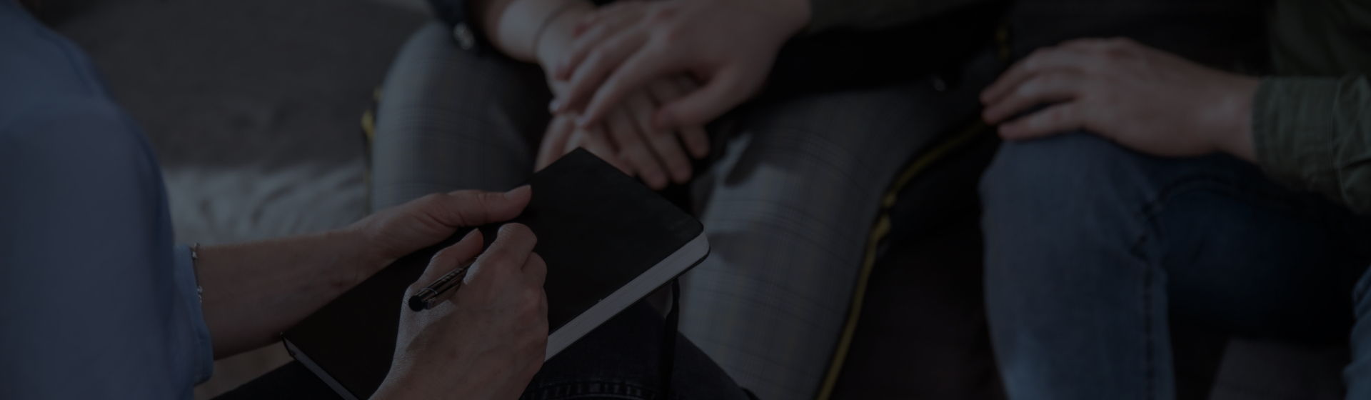 uzleti_mediacio_kezfogas